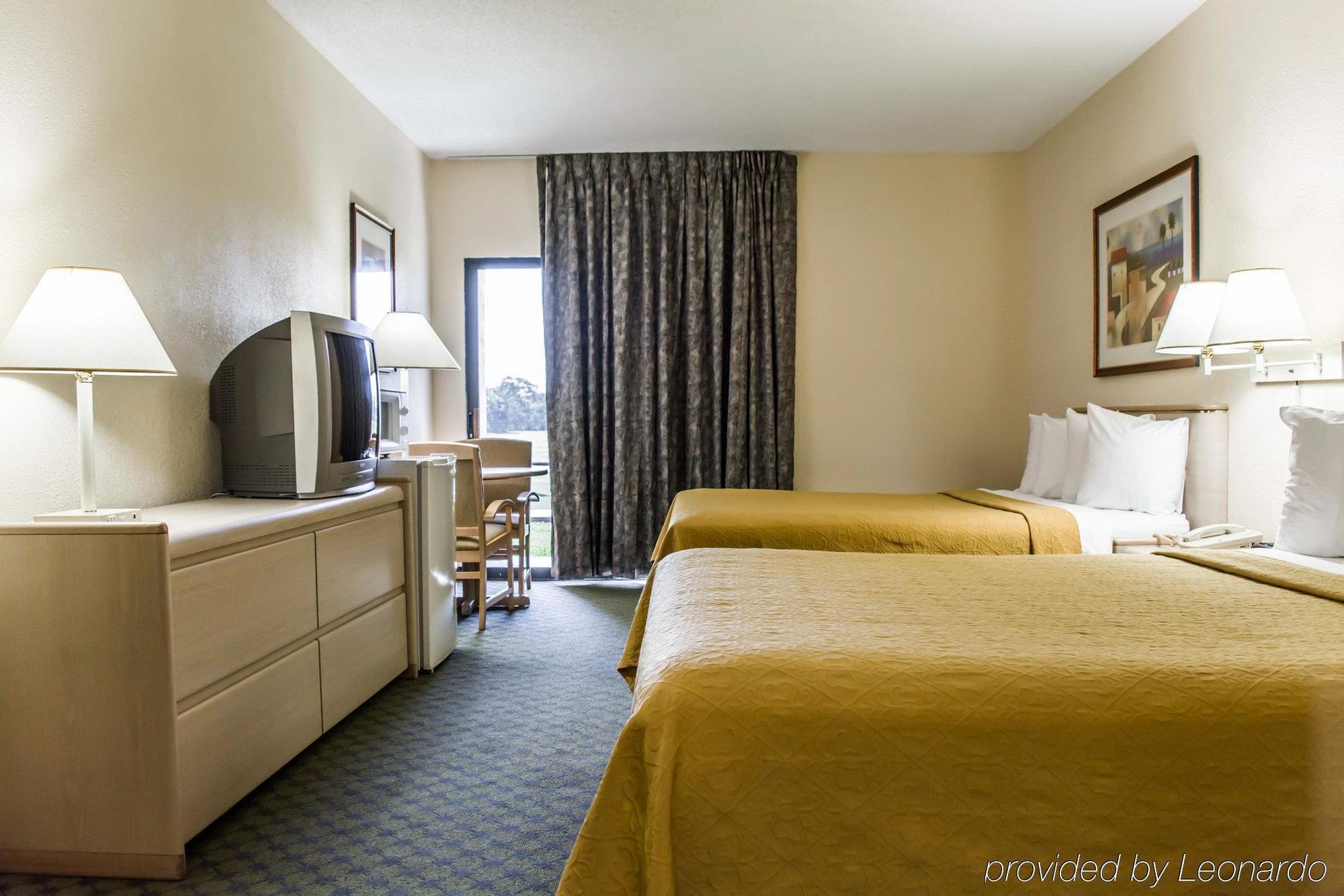 Quality Inn And Suites Golf Resort Golden Gate Esterno foto