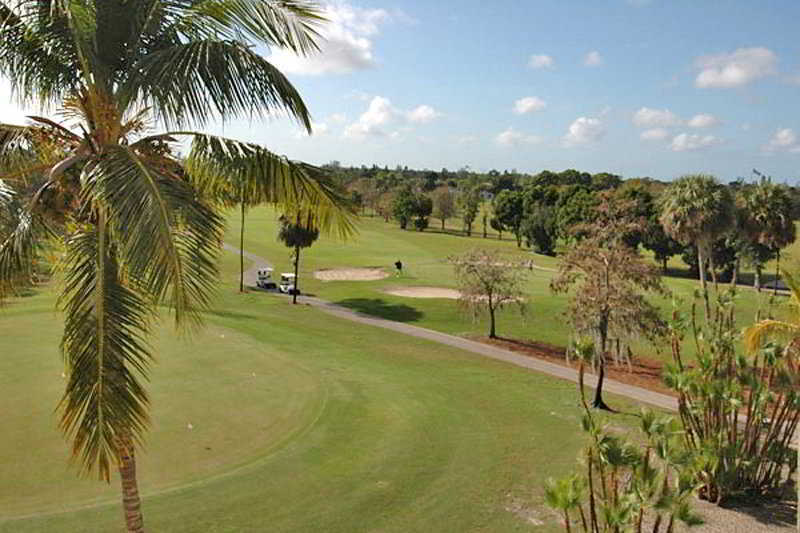 Quality Inn And Suites Golf Resort Golden Gate Servizi foto