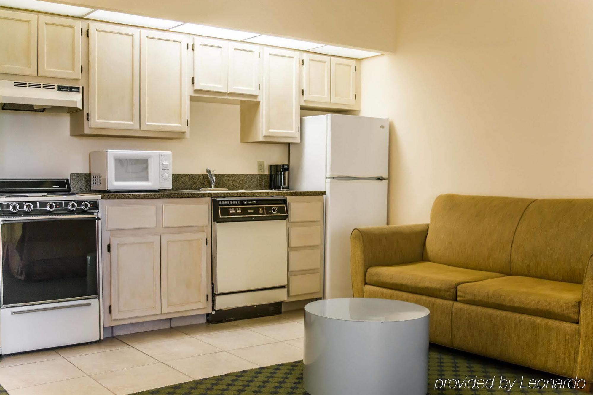 Quality Inn And Suites Golf Resort Golden Gate Esterno foto