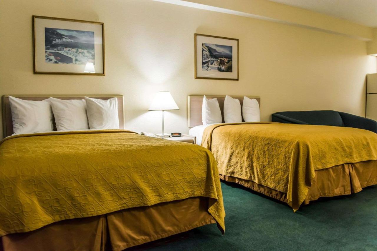 Quality Inn And Suites Golf Resort Golden Gate Esterno foto